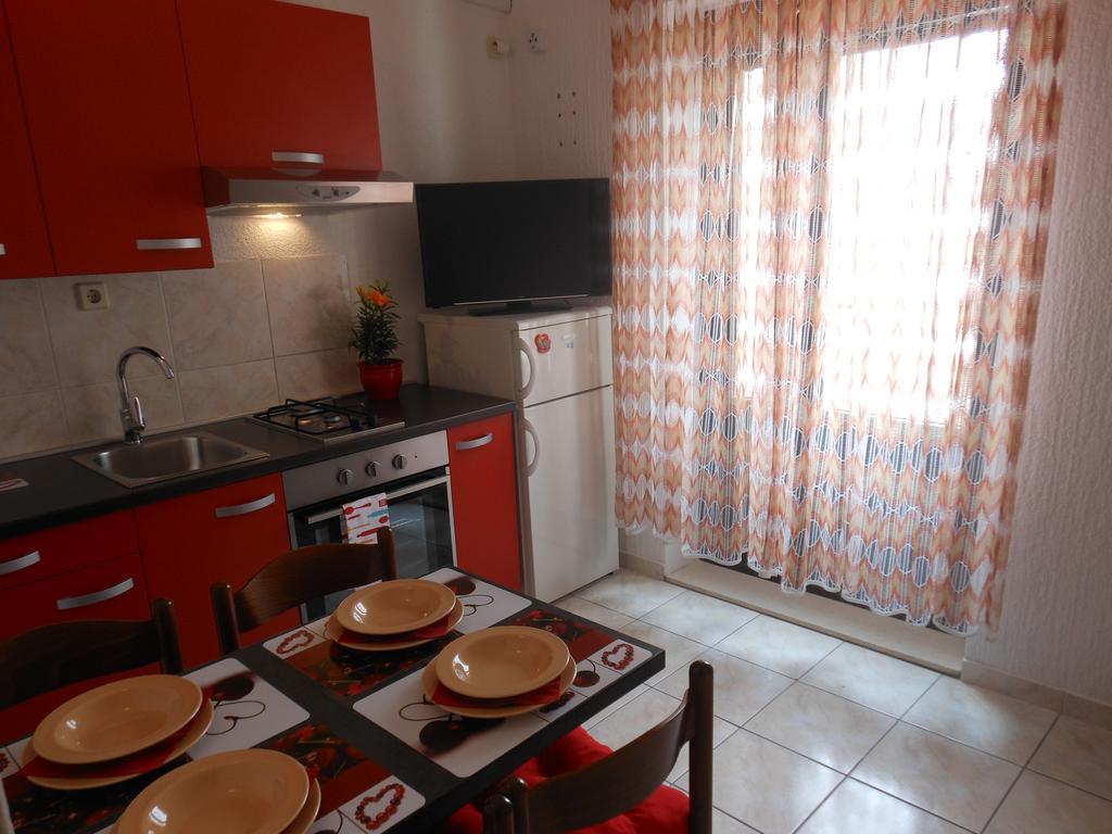 Donami Apartments Pag Town Extérieur photo