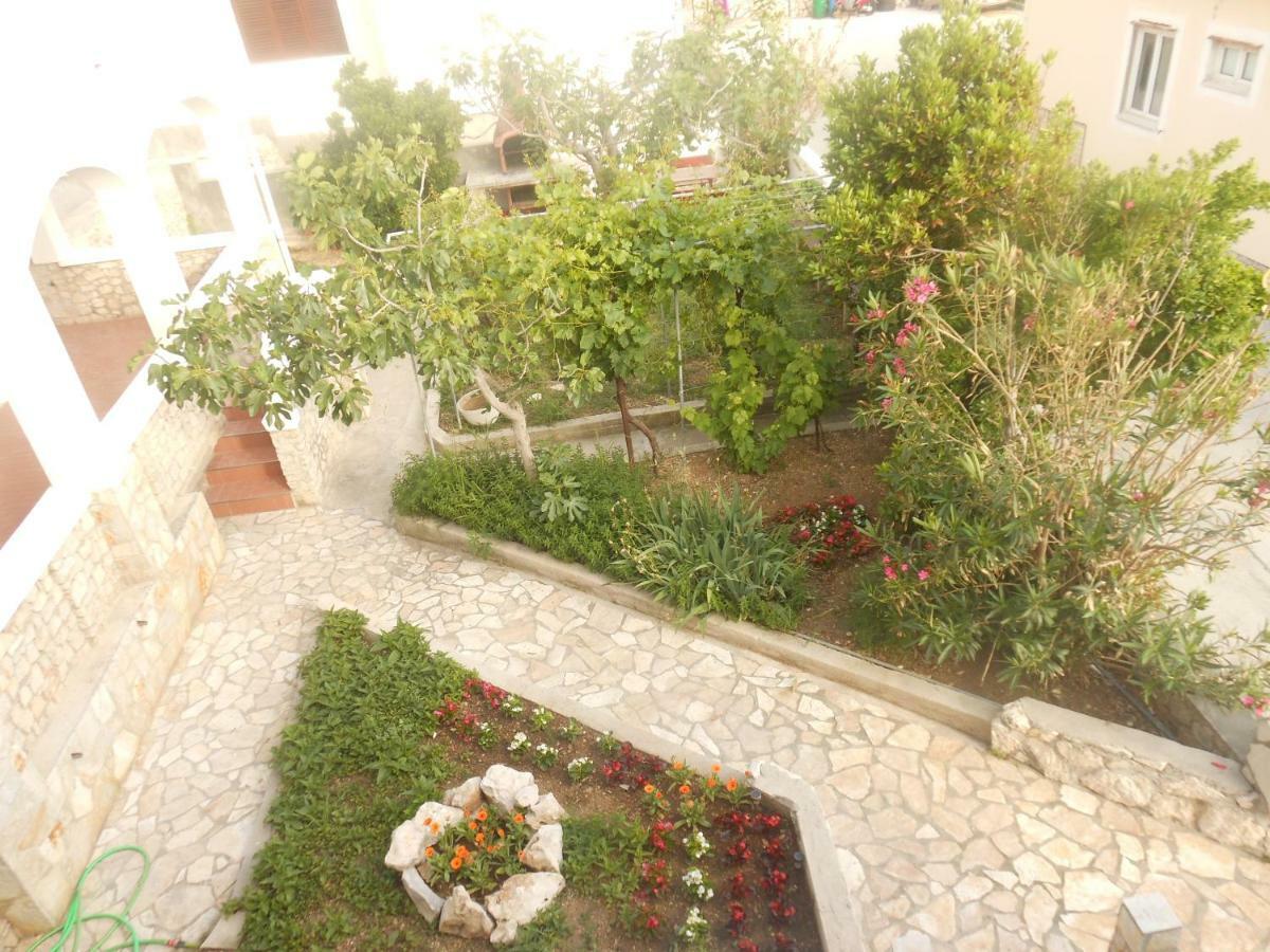Donami Apartments Pag Town Extérieur photo